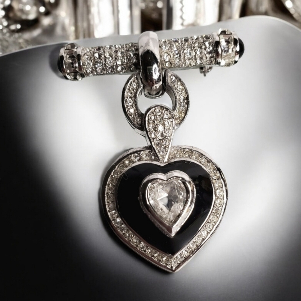 DIOR Vintage Germany Silver Onyx Crystal Heart Dangle Brooch Pin - Picture 2 of 5